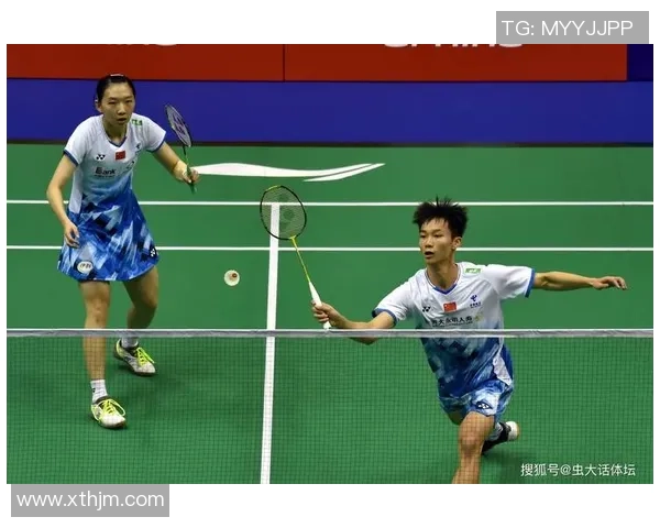 武汉羽毛球队在冠军赛中展现出惊人速度与默契配合的精彩表现分析 武汉羽毛球队在冠军赛中展现出惊人速度与默契配合的精彩表现分析