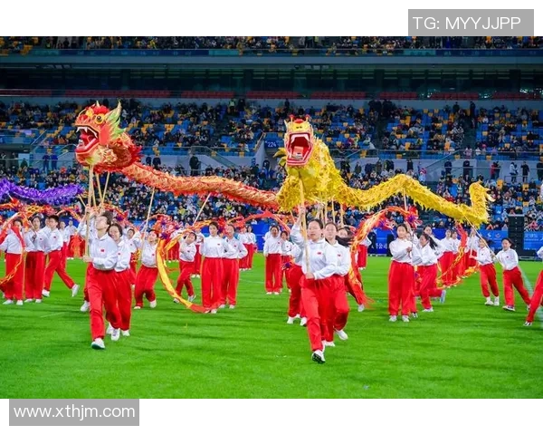 香港足球明星队出场音乐盛典激情四溢点燃全场热情与梦想